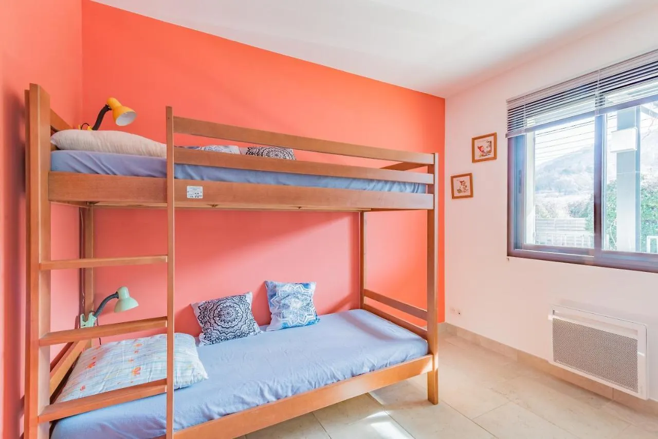 Appartement Charmant Malaucene 52 M² Piscine Partagee France